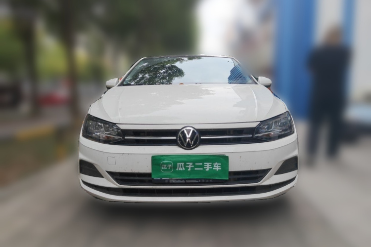 Volkswagen Polo 2021 car image #3