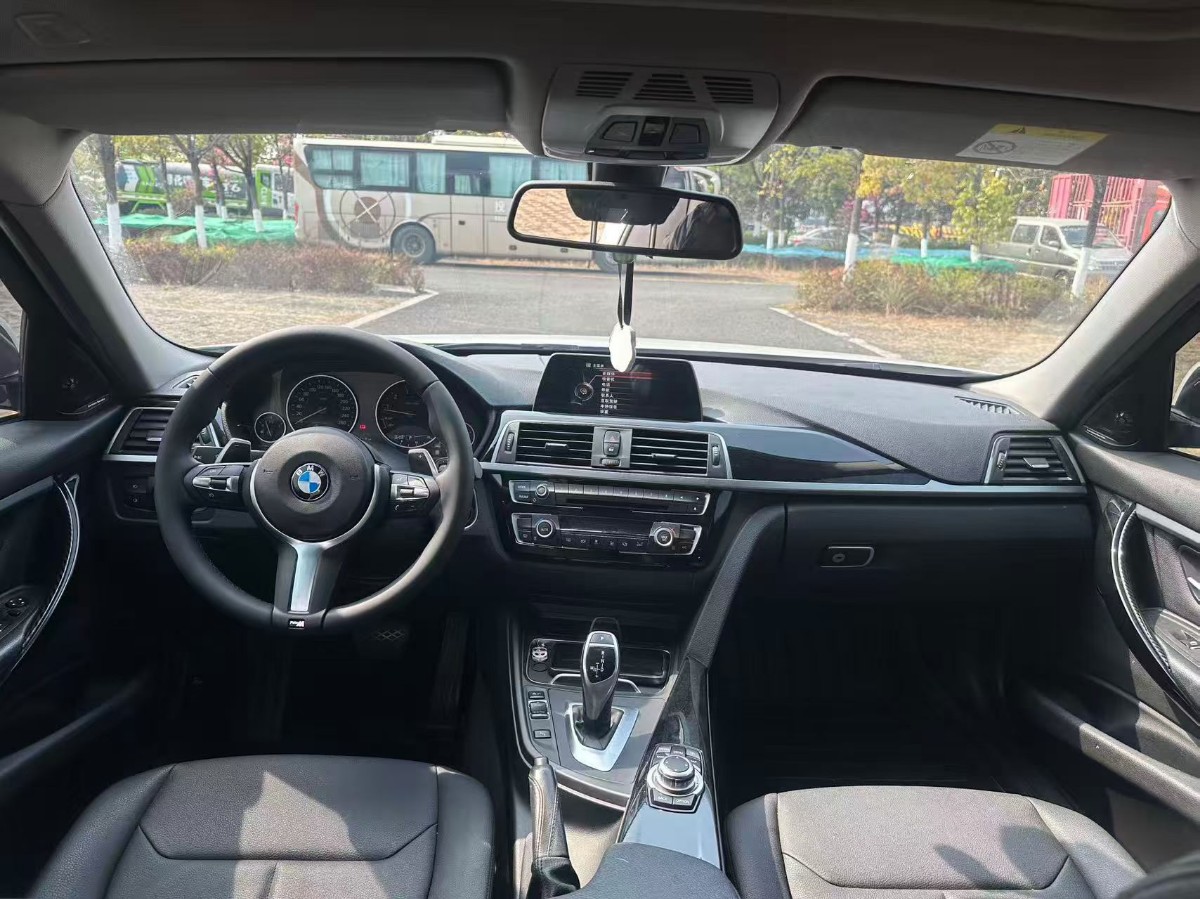 BMW 3 Series 2017 car image #4