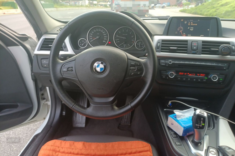 BMW 3 Series 2015 #12 BMW 3 Series 2015 car image #12