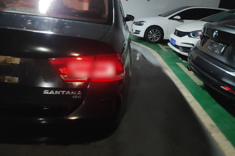 Volkswagen Santana 2016 car image #8