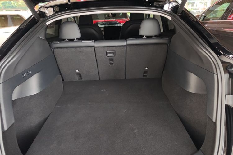 Tesla Model Y 2022 #19 Tesla Model Y 2022 car image #19