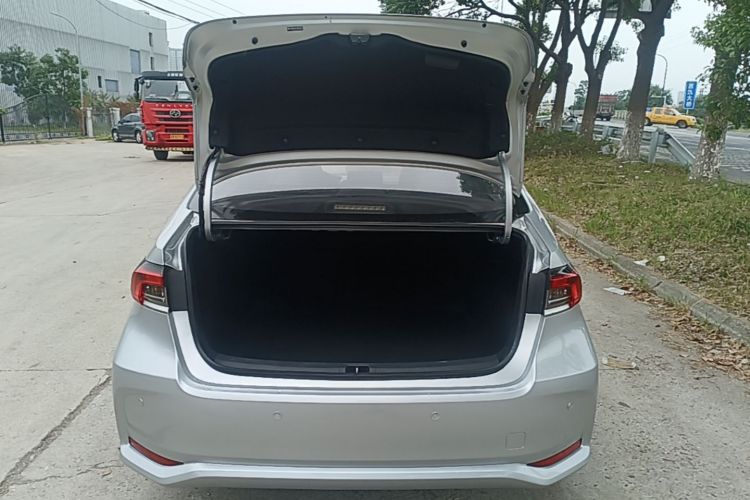 Toyota Corolla 2019 #19 Toyota Corolla 2019 car image #19