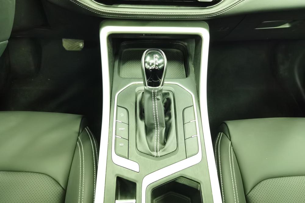 GEELY Vision X6 2021 car image #14