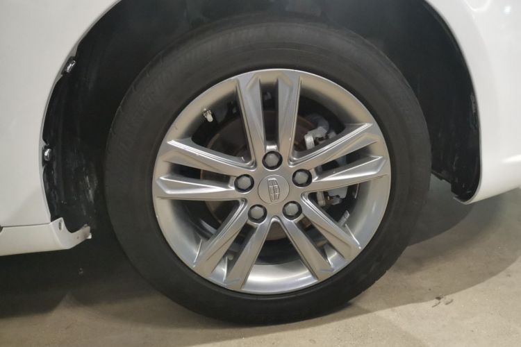 GEELY Emgrand 2017 #9 GEELY Emgrand 2017 car image #9