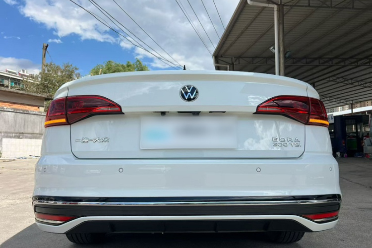 Volkswagen Bora 2023 car image #7