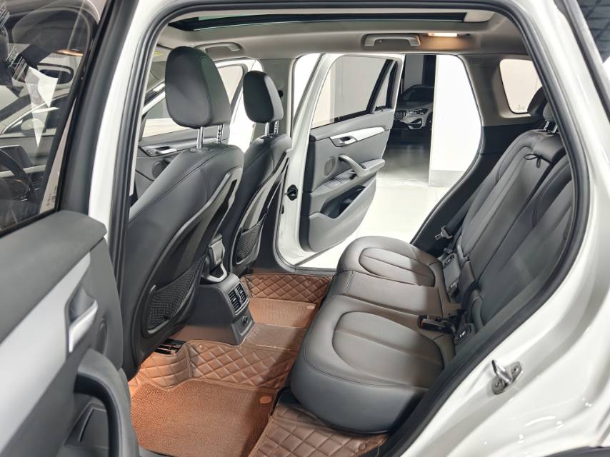 BMW X1 2017 #6 BMW X1 2017 immagine di auto #6