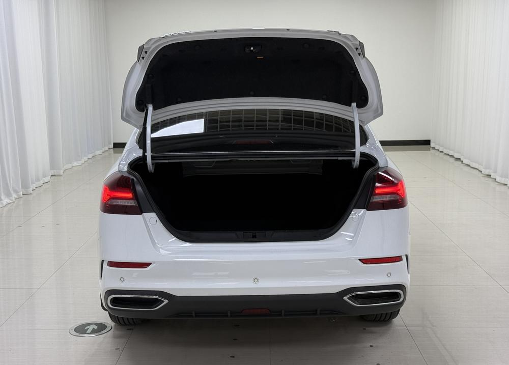 GEELY Emgrand 2021 #20 GEELY Emgrand 2021 car image #20