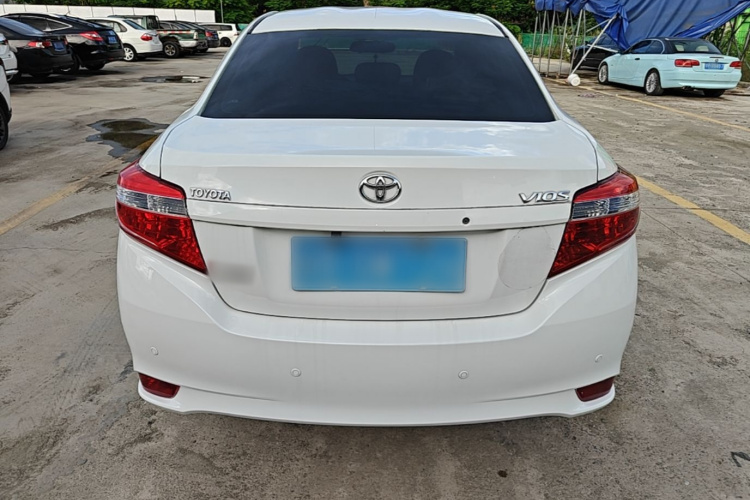 Toyota Vios 2015 car image #6