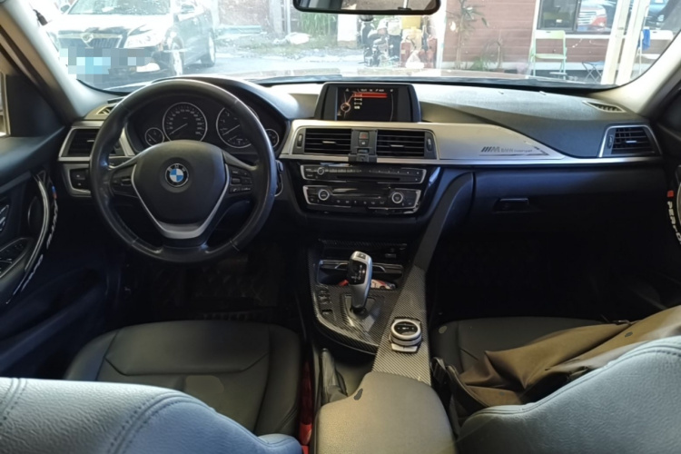 BMW 3 Series 2016 car image #11