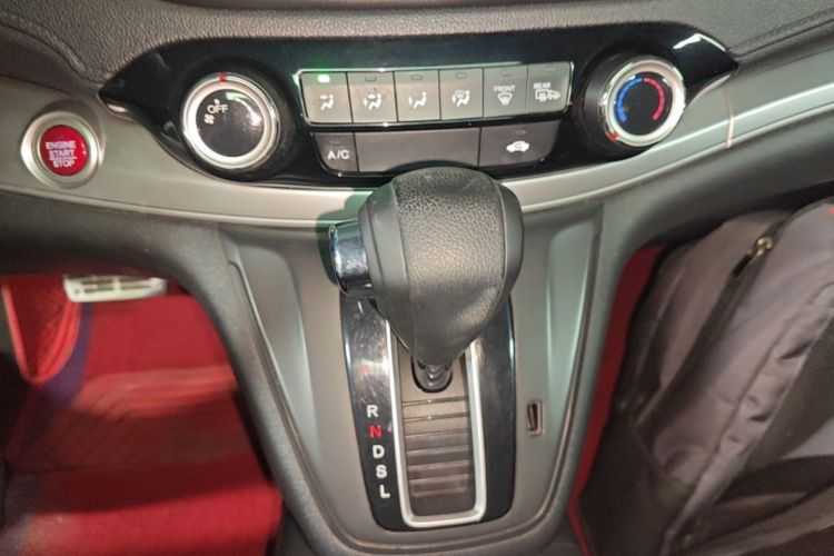 Honda CR-V 2015 #14 Honda CR-V 2015 car image #14