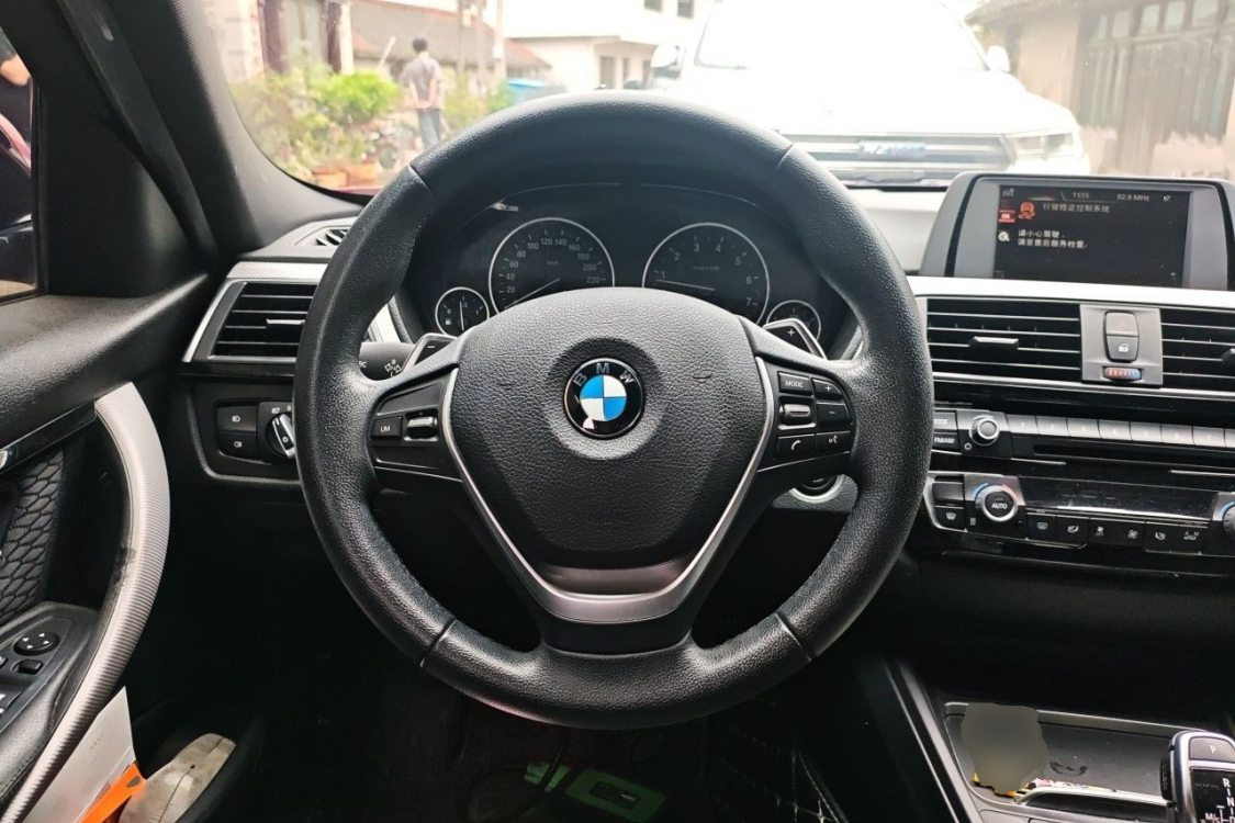 BMW 3 Series 2016 #22 BMW 3 Series 2016 car image #22