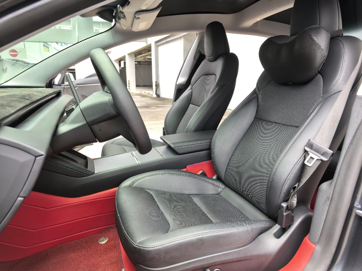 Tesla Model 3 2025 car image #5