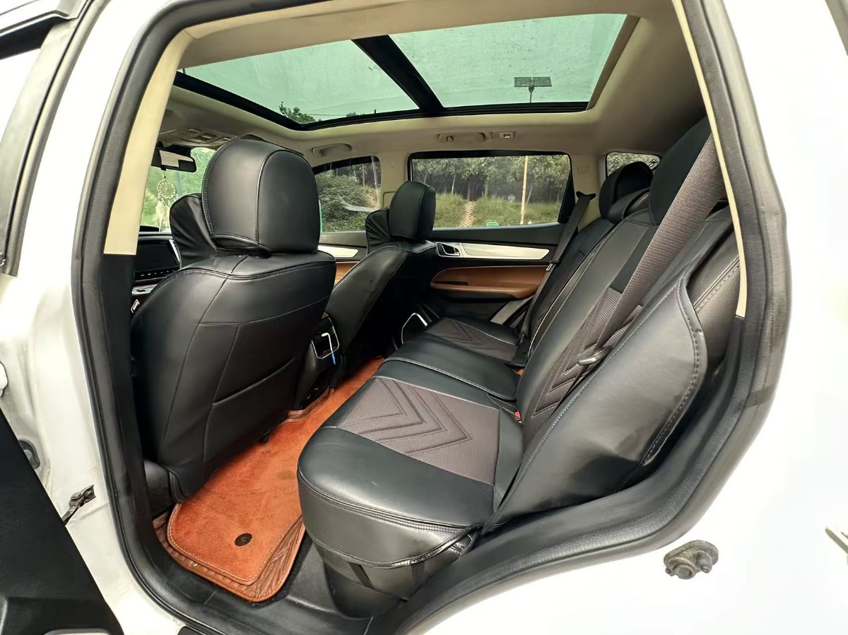 GEELY Vision X6 2019 car image #6