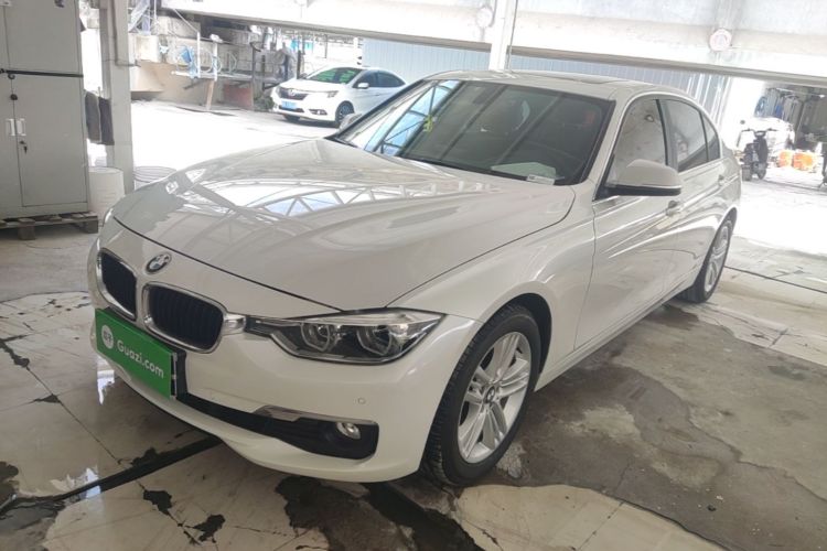 BMW 3 Series 2016 immagine di auto #2