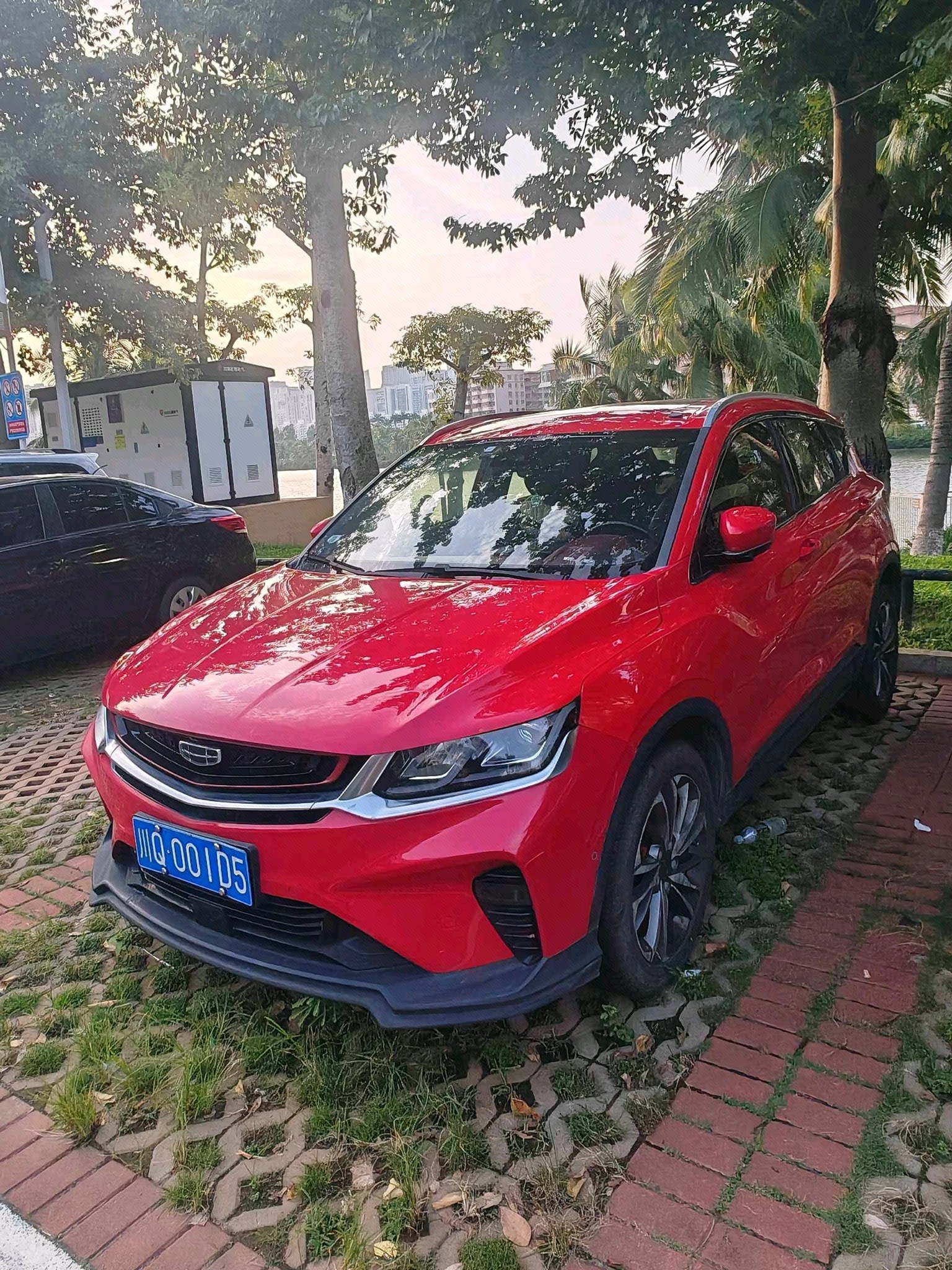 GEELY Coolray 2019 GEELY Coolray 2019 car image