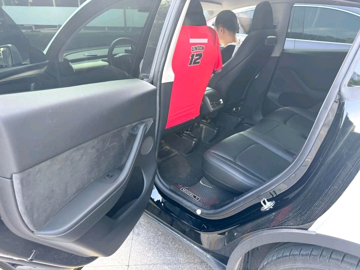 Tesla Model Y 2023 #7 Tesla Model Y 2023 car image #7