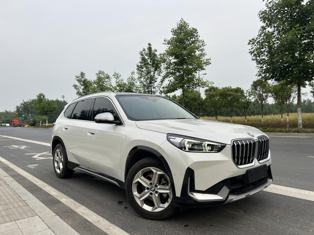 BMW X1 2023 #3 BMW X1 2023 car image #3