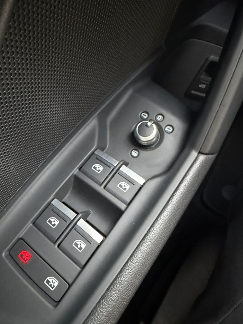 Audi A3 2023 car image #11