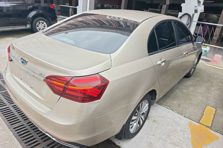 GEELY Emgrand 2018 #7 GEELY Emgrand 2018 صورة سيارة #7