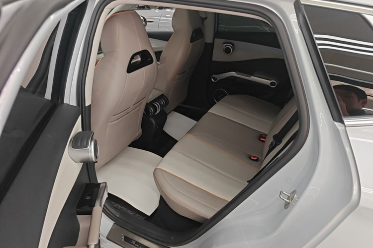 BYD Yuan Plus 2023 imagem de carro #17