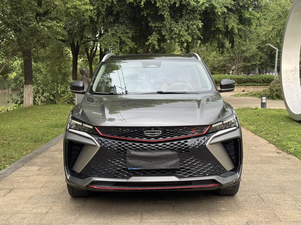 GEELY Coolray 2023 car image #2
