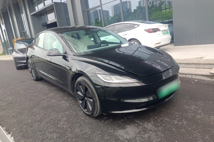 Tesla Model 3 2023 #4 Tesla Model 3 2023 car image #4