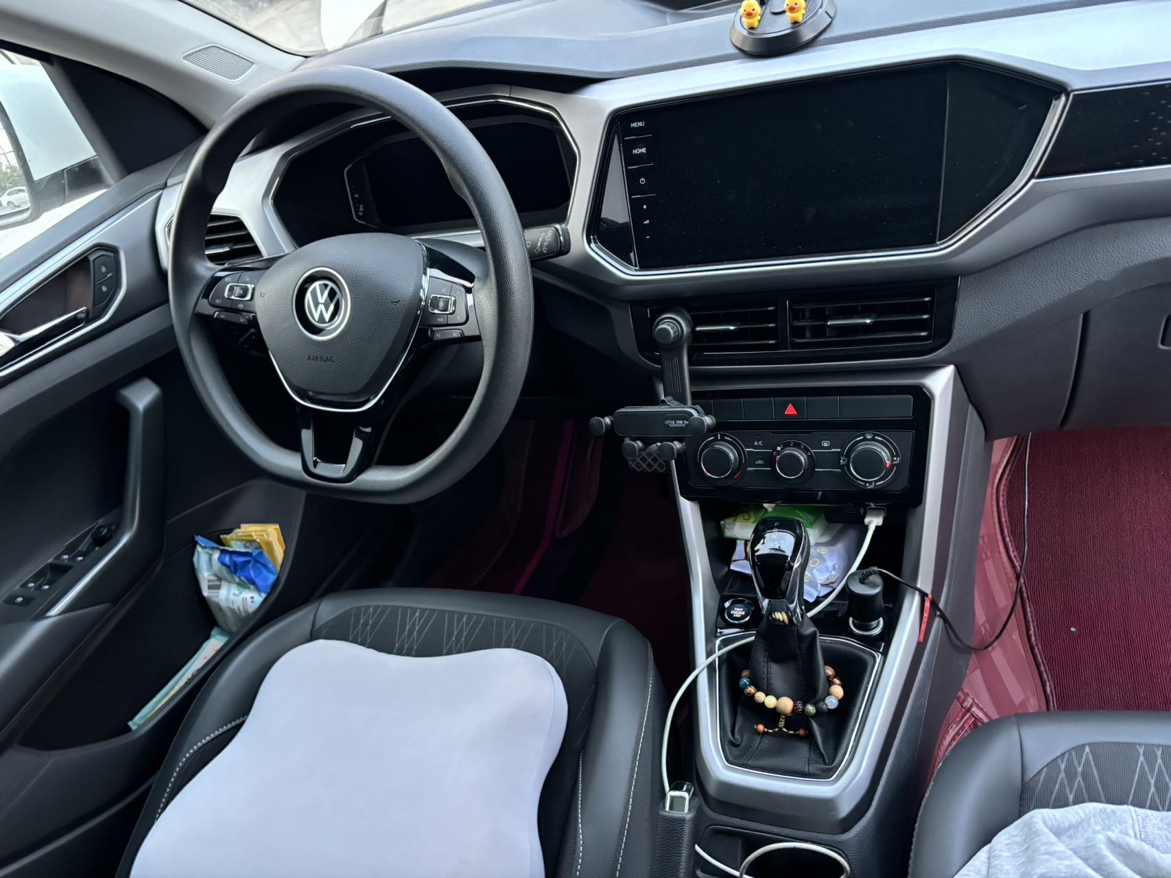 Volkswagen T-Cross 2022 #6 Volkswagen T-Cross 2022 car image #6