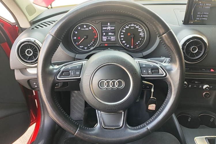 Audi A3 2016 car image #11