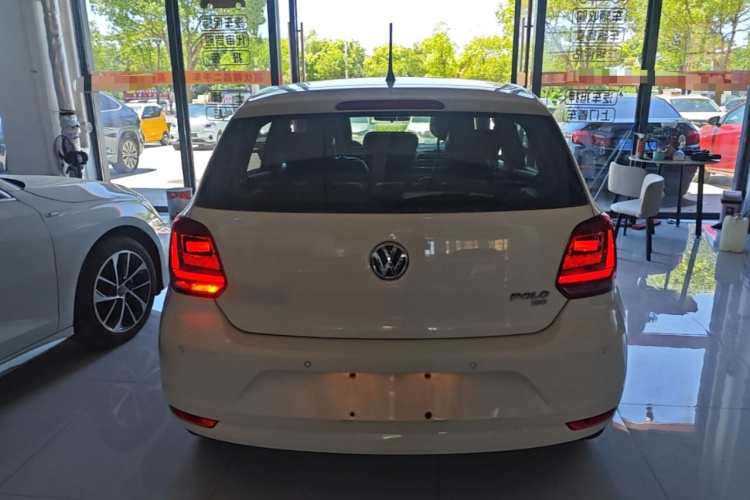 Volkswagen Polo 2017 #6 Volkswagen Polo 2017 car image #6