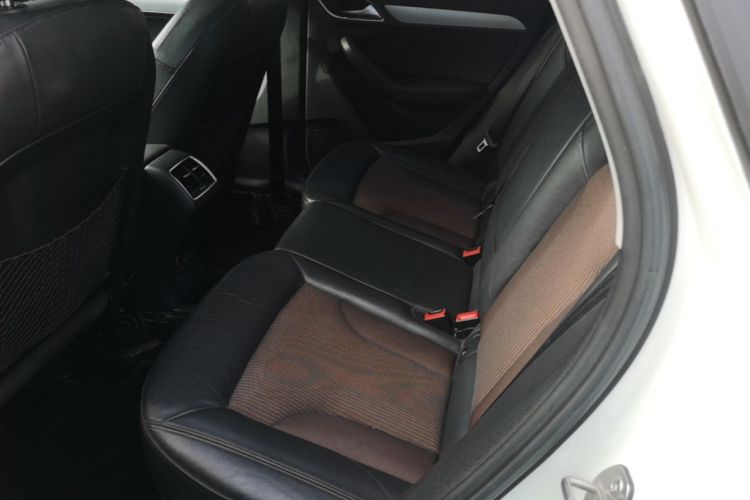 Audi Q3 2019 #17 Audi Q3 2019 car image #17