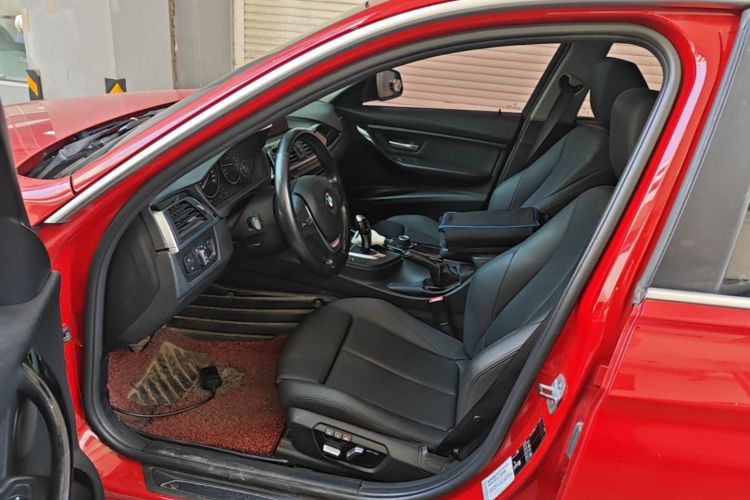 BMW 3 Series 2018 #15 BMW 3 Series 2018 car image #15