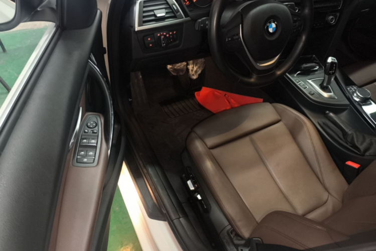 BMW 3 Series 2018 #12 BMW 3 Series 2018 imagen de coche #12