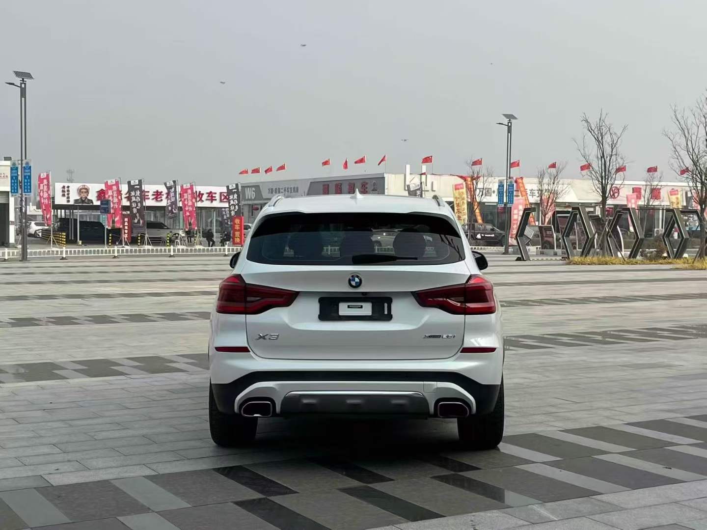 BMW X3 2019 imagem de carro #3