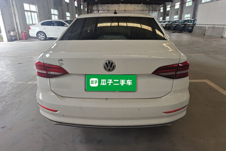 Volkswagen Lavida 2019 #6 Volkswagen Lavida 2019 car image #6
