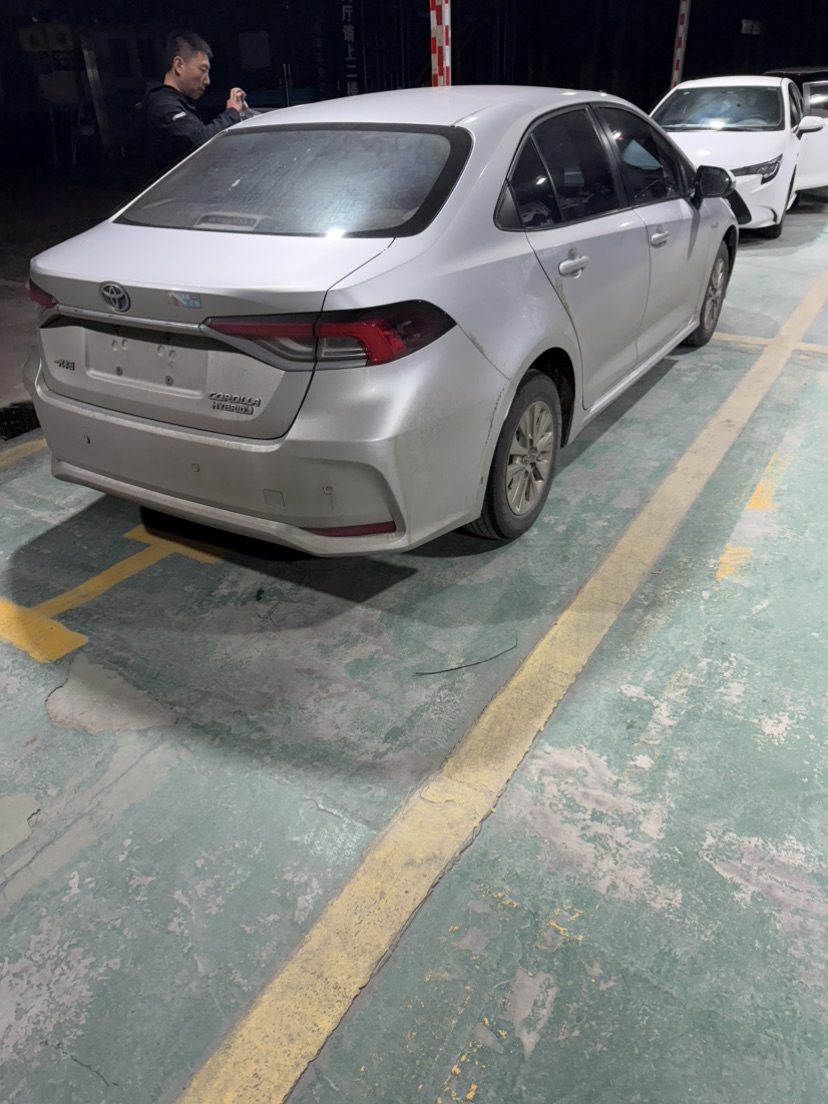Toyota Corolla 2023 immagine di auto #6