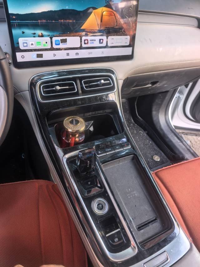 GEELY Boyue L 2025 #5 GEELY Boyue L 2025 car image #5
