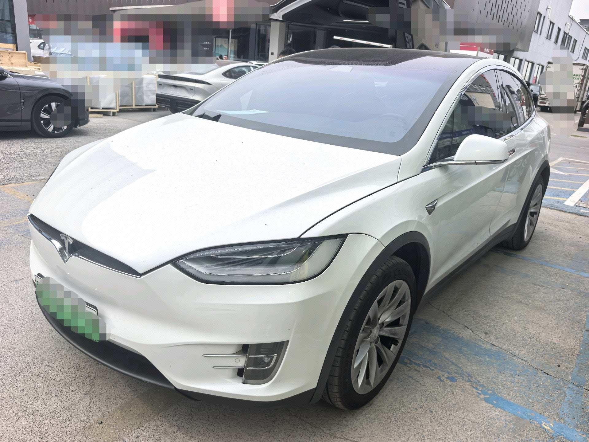 Tesla Model X 2020 car image 