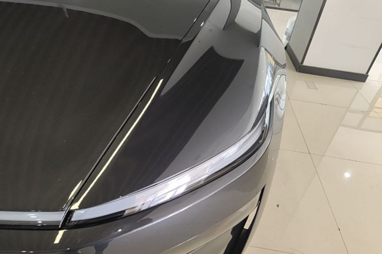 Tesla Model Y 2025 #23 Tesla Model Y 2025 car image #23