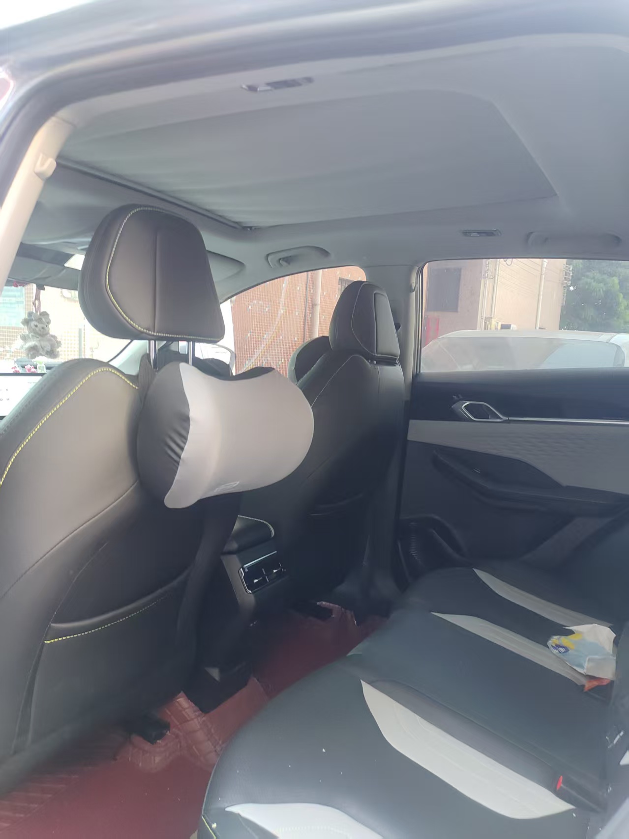 GEELY Coolray 2023 #2 GEELY Coolray 2023 car image #2