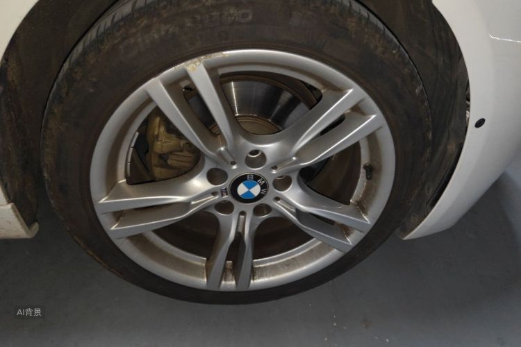 BMW 3 Series 2018 #9 BMW 3 Series 2018 car image #9