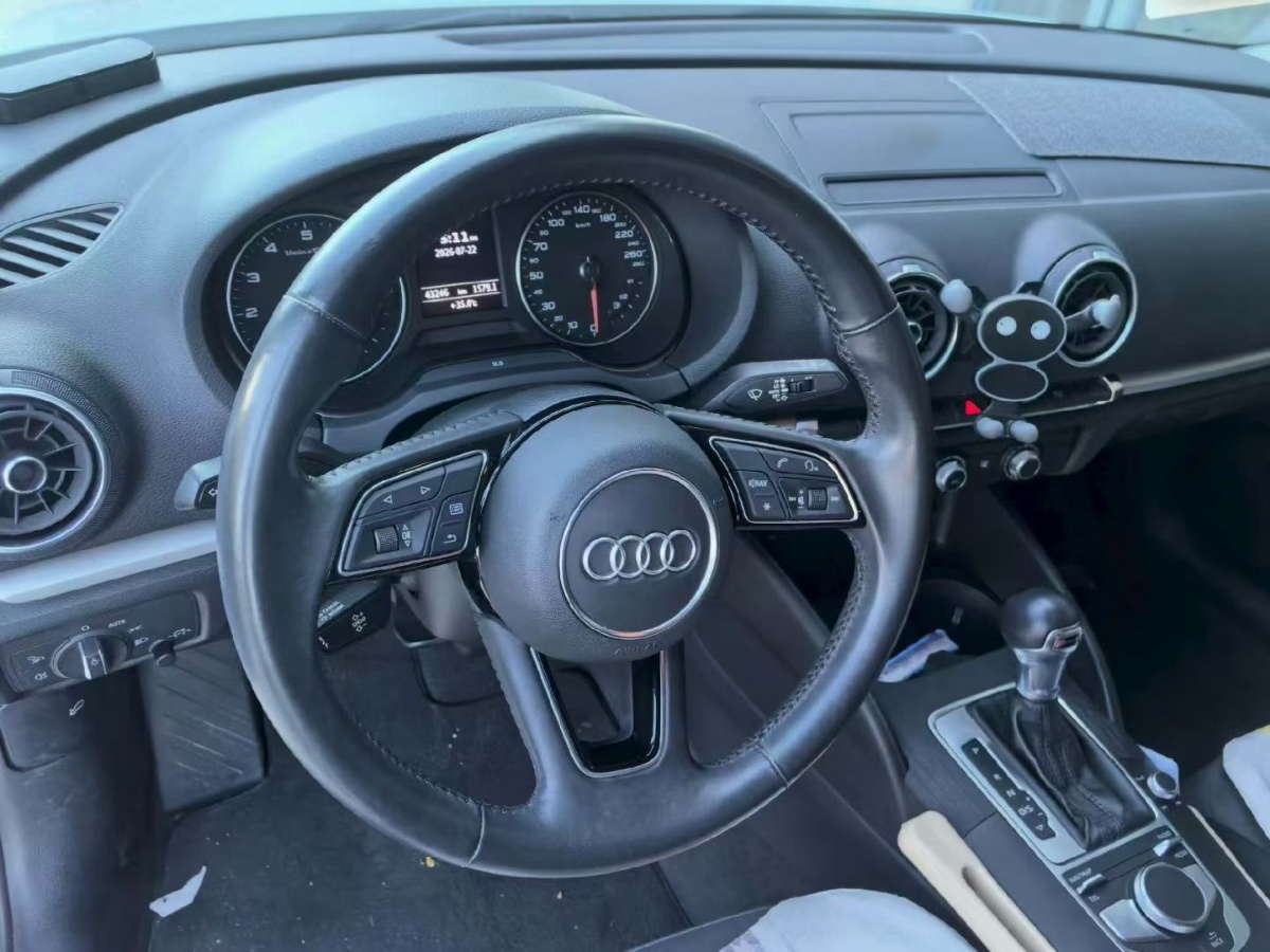 Audi A3 2020 car image #3