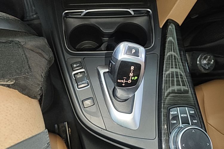 BMW 3 Series 2017 #14 BMW 3 Series 2017 immagine di auto #14