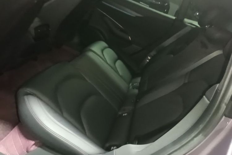 MI SU7 2025 car image #17