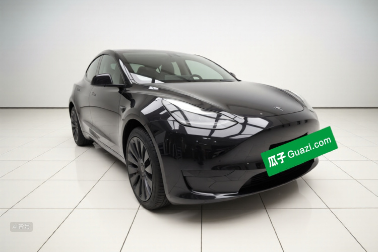Tesla Model Y 2022 immagine di auto #4