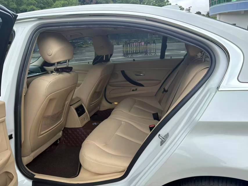 BMW 3 Series 2016 car image #8