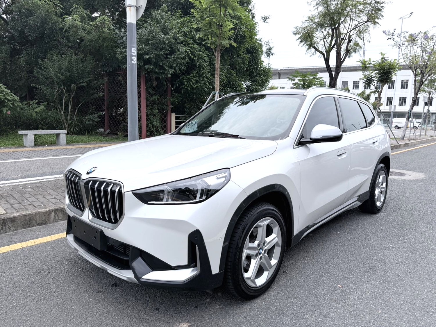 BMW X1 2023 BMW X1 2023 car image