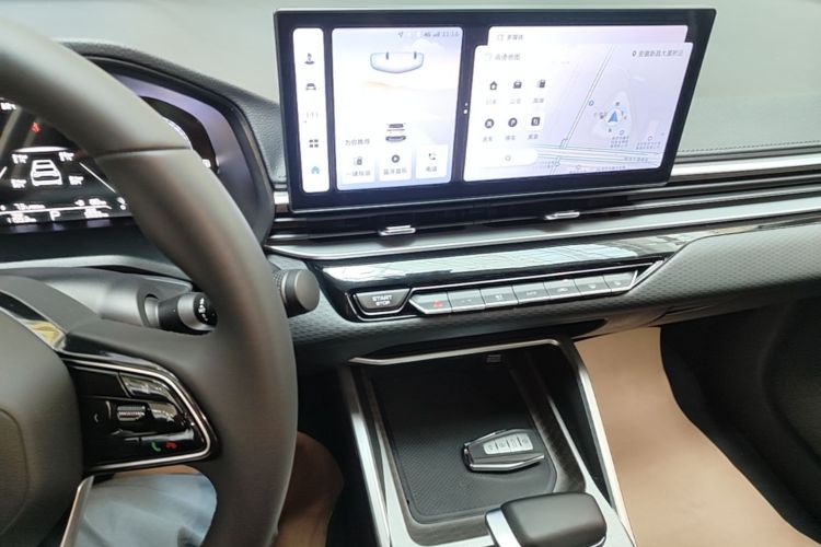 GEELY Emgrand 2024 car image #13