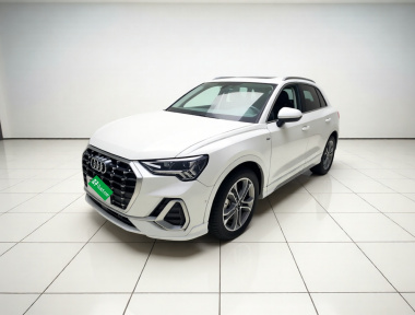 Audi Q3 2023 Audi Q3 2023 car image