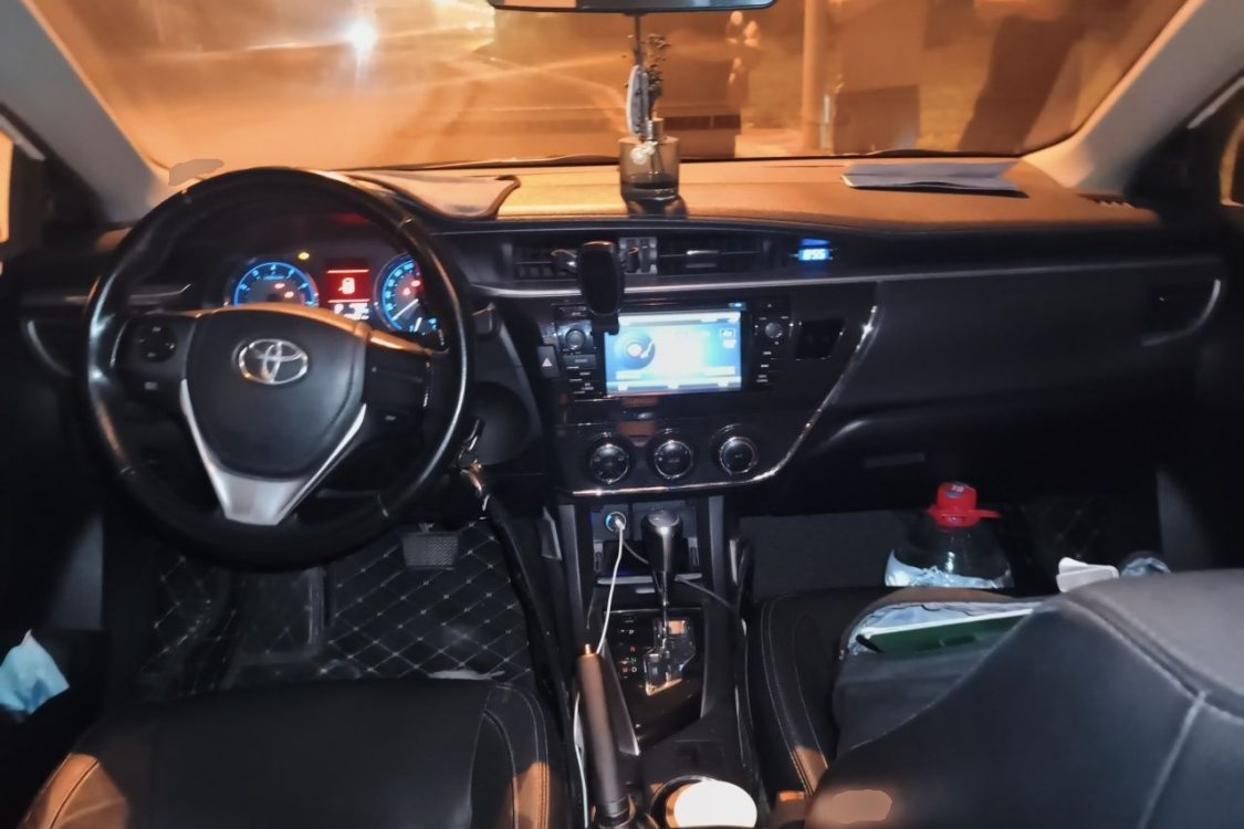 Toyota Corolla 2015 car image #21