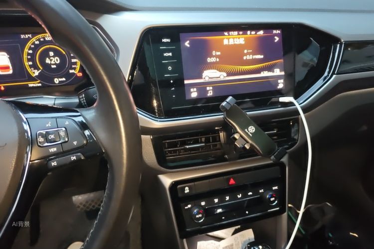 Volkswagen T-Cross 2019 car image #15